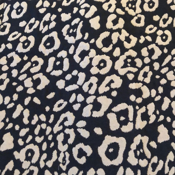 Ann Taylor Loft Skirt 00P Animal Print - Picture 3 of 6